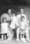 Dr. Sixto family 1920.jpg (42594 bytes)